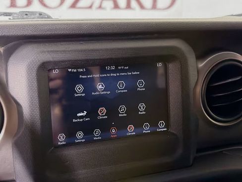 Used 2020 Jeep Gladiator Sport w/ Quick Order Package 24S AWD/4WD image 16