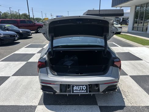Used 2025 Kia K5 GT w/ GT1 Package FWD image 5