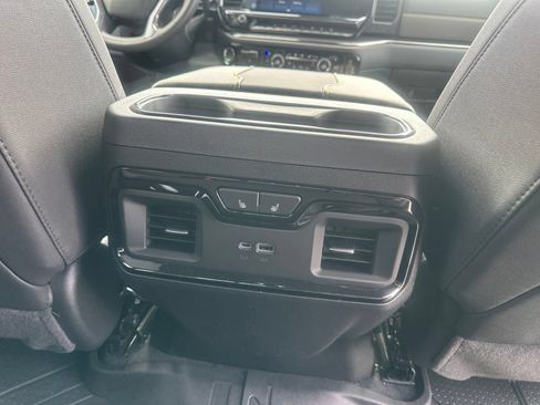 Used 2026 Chevrolet Silverado 2500 ZR2 AWD/4WD image 20