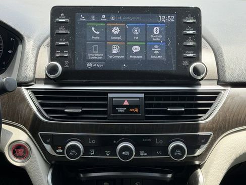 Used 2020 Honda Accord EX-L image 16