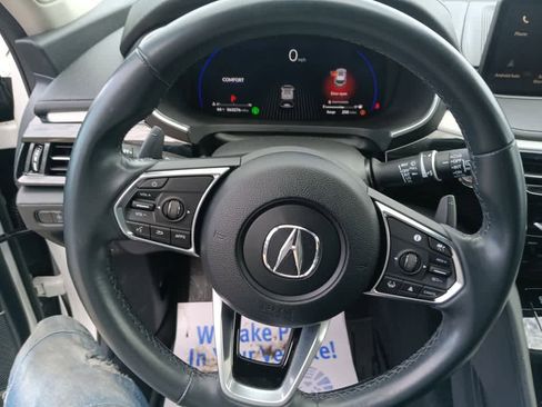 Used 2023 Acura MDX SH-AWD image 12