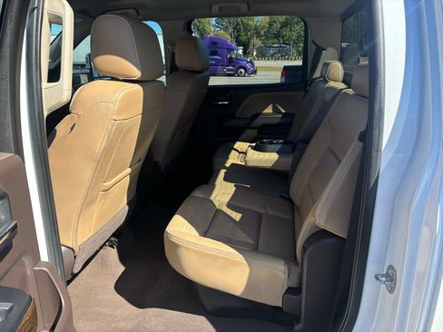 Used 2019 GMC Sierra 3500 Denali w/ Duramax Plus Package image 12