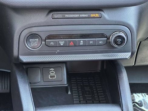 Used 2025 Ford Bronco Sport Outer Banks w/ Outer Banks Tech Package+ AWD/4WD image 19