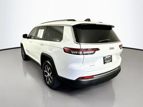 Used 2023 Jeep Grand Cherokee L Limited AWD/4WD image 5