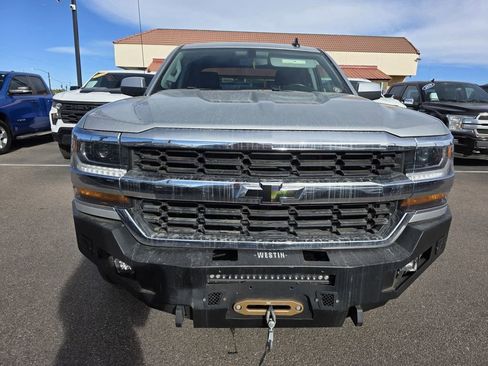 Used 2018 Chevrolet Silverado 1500 LT w/ All Star Edition image 2