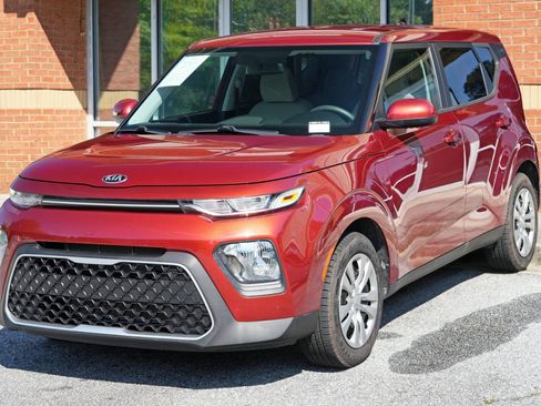 Used 2021 Kia Soul LX FWD image 38