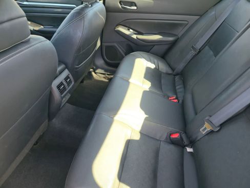Used 2023 Nissan Altima 2.5 SL FWD image 13