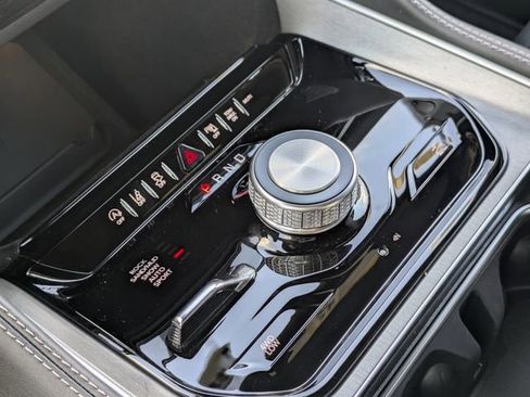 New 2025 Jeep Wagoneer Series II w/ Premium Group I image 35