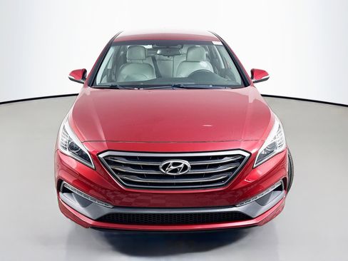 Used 2016 Hyundai Sonata Sport w/ Option Group 02 FWD image 2