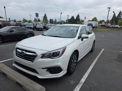 Used 2018 Subaru Legacy 2.5i Premium AWD/4WD image 7