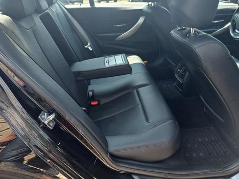 Used 2014 BMW 320i xDrive Sedan AWD/4WD image 28