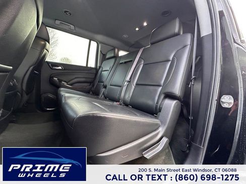 Used 2015 Chevrolet Suburban LT image 12