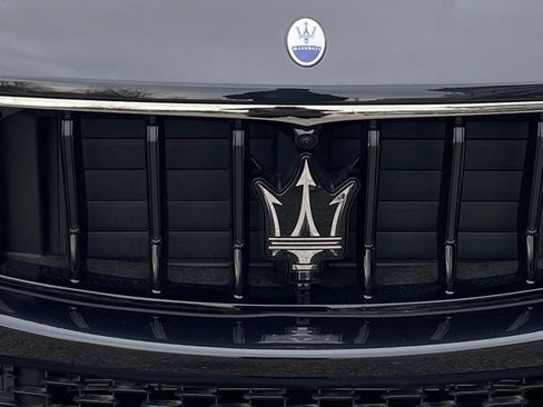 New 2024 Maserati Levante Modena Ultima image 9