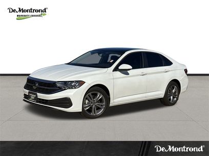 Used 2023 Volkswagen Jetta SE