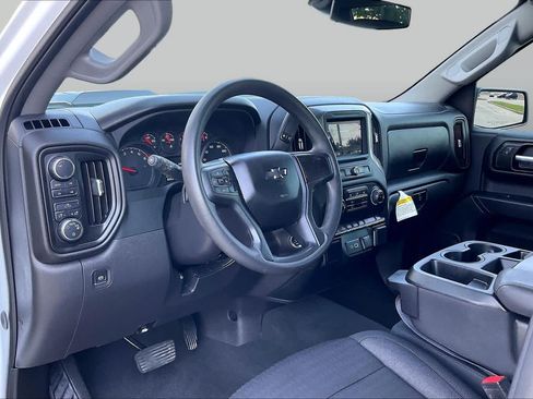 Certified 2024 Chevrolet Silverado 1500 Custom Trail Boss w/ Turbomax Blackout Package AWD/4WD image 17