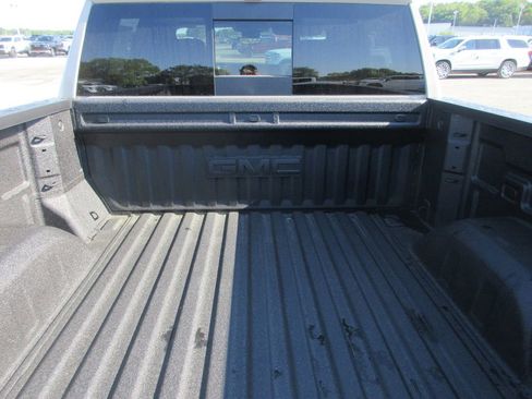 New 2026 GMC Sierra 1500 Denali AWD/4WD image 7