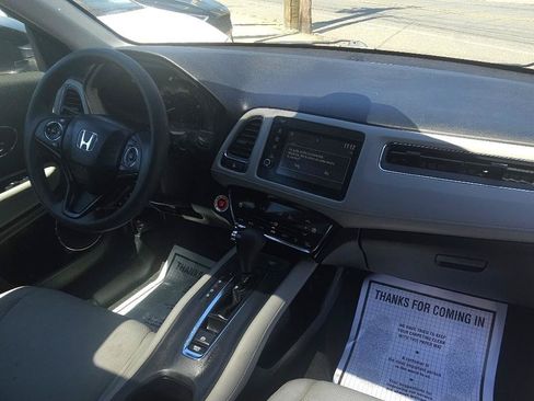 Used 2019 Honda HR-V EX image 33