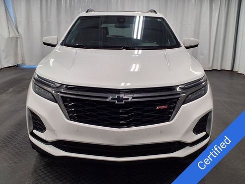 Used 2022 Chevrolet Equinox RS w/ LPO, Floor Liner Package image 4