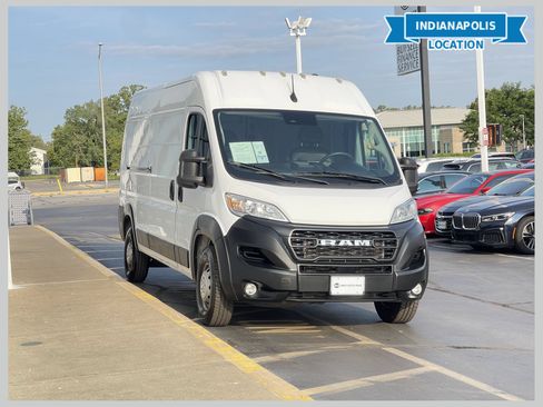Used 2023 RAM ProMaster 2500 w/ Convenience Group FWD image 1