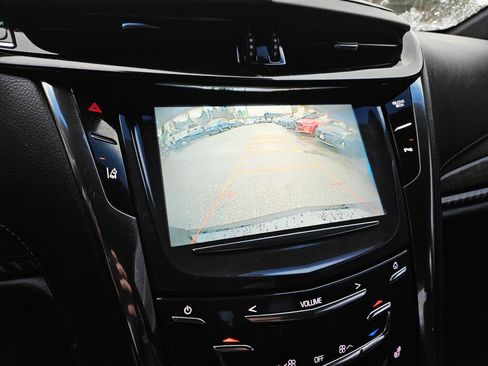 Used 2014 Cadillac ELR w/ Luxury Package image 7