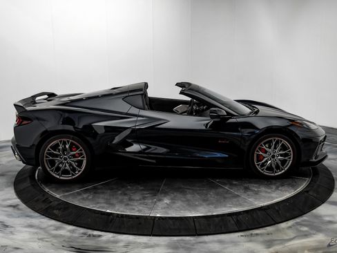 Used 2023 Chevrolet Corvette Stingray Premium Cpe w/ Z51 Performance Package image 20