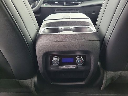 New 2026 Buick Enclave Preferred image 10