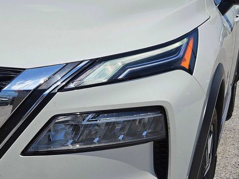 Used 2023 Nissan Rogue Platinum w/ Platinum Premium Package FWD image 10