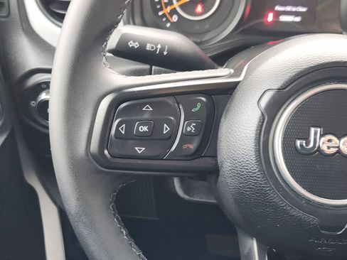 Used 2025 Jeep Wrangler Unlimited Sport AWD/4WD image 25
