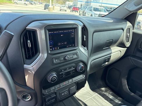 Used 2025 Chevrolet Silverado 1500 W/T w/ WT Value Package AWD/4WD image 18