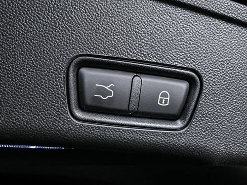 New 2025 Maserati Grecale Trofeo image 33