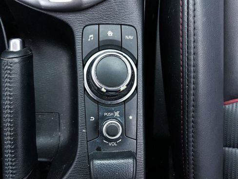 Used 2017 MAZDA CX-3 Touring image 25