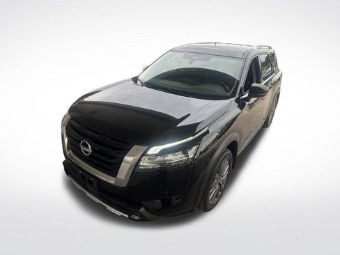 Certified 2024 Nissan Pathfinder SL w/ SL Premium Package AWD/4WD image 39