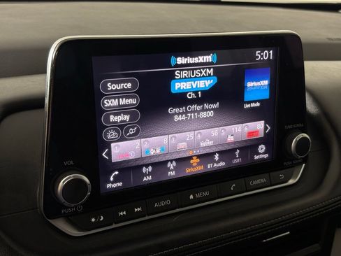 Used 2024 Nissan Rogue SV FWD image 26
