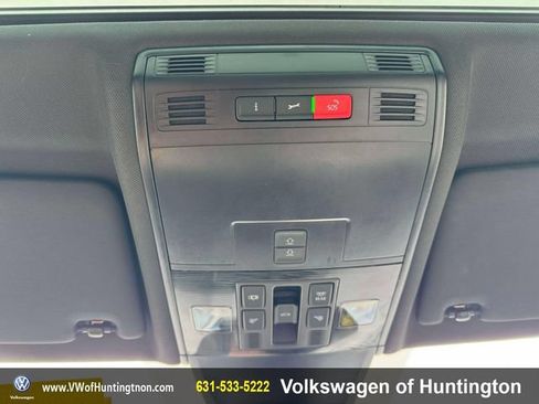 Used 2023 Volkswagen Tiguan SEL R-Line AWD/4WD image 32