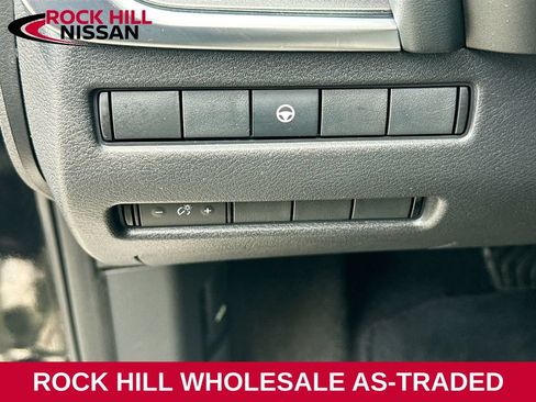 Used 2021 Nissan Rogue SV FWD image 22