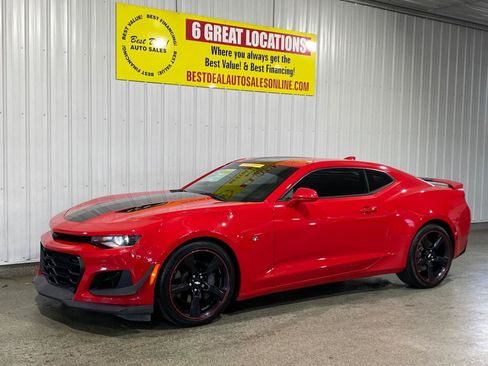 Used 2016 Chevrolet Camaro SS RWD image 1
