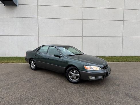 Used 1999 Lexus ES 330 image 9