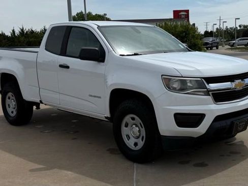 Used 2017 Chevrolet Colorado W/T w/ WT Convenience Package AWD/4WD image 7