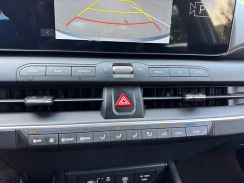 Used 2025 Kia K4 FWD image 12