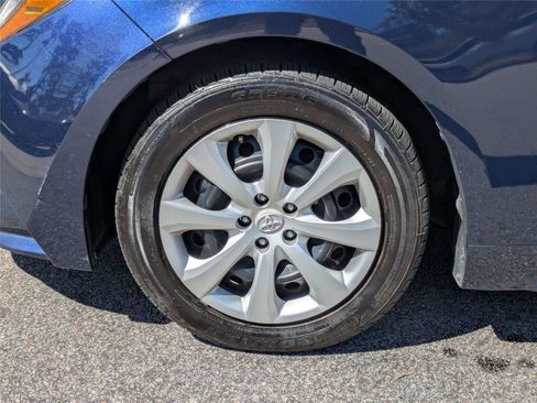 Used 2024 Toyota Corolla LE image 14