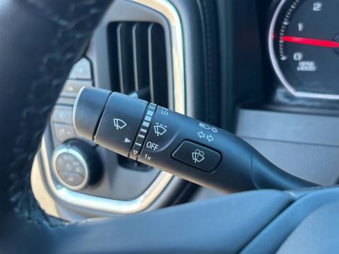 Used 2023 Chevrolet Silverado 2500 LT w/ Midnight Edition image 17