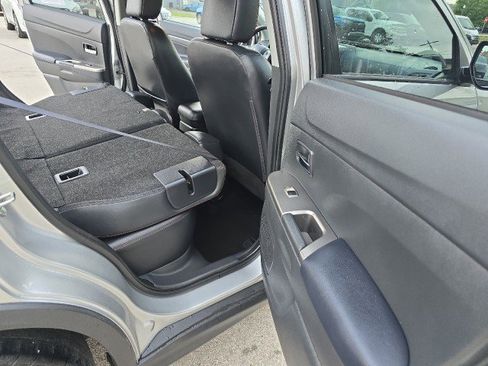 Used 2024 Mitsubishi Outlander Sport SE image 40