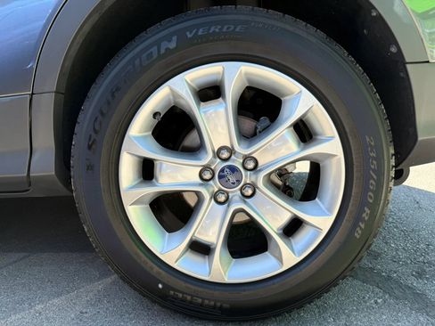 Used 2015 Ford Escape Titanium w/ Equipment Group 301A FWD image 8