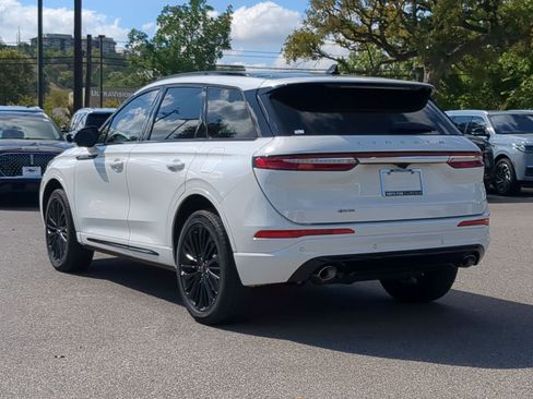 New 2026 Lincoln Corsair Reserve w/ Jet Appearance Package image 5