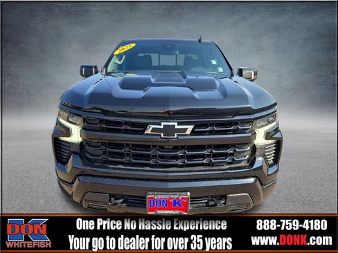 Used 2022 Chevrolet Silverado 1500 LT Trail Boss w/ LT Trail Boss Premium Package AWD/4WD image 3