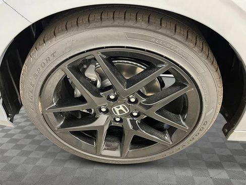 New 2026 Honda Civic Sport image 13