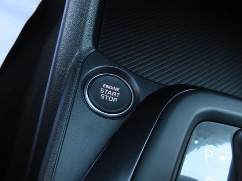 New 2025 Kia K4 LXS image 25