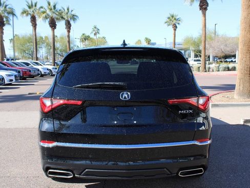 Used 2023 Acura MDX FWD w/ Technology Package image 4