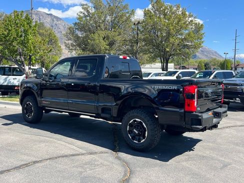 Used 2026 Ford F350 Platinum w/ Tremor Off-Road Package AWD/4WD image 10