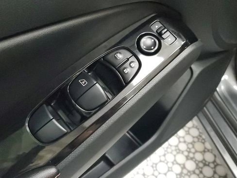 Used 2024 Nissan Altima 2.5 SR FWD image 21